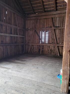 Foto - Trockener Stellplatz in Tenne für Wohnmobil