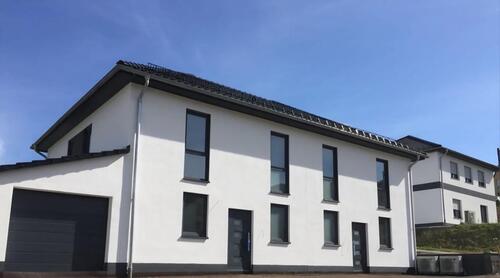 Foto - Haus in Gerolstein zu vermieten, Neubau, Garage, Terasse, Garten