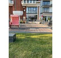 Rheinblick inclusive Gastronomie undoder Cafe direkt an der Rheinpromenade von Emmerich am Rhein