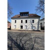 Einfamilienhaus mit Anbau großzügig 333Qm - Schwalmtal