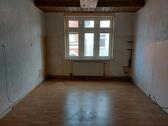 Foto - Renovier bedürftige 3,5 Zimmer Wohnung zu vermieten