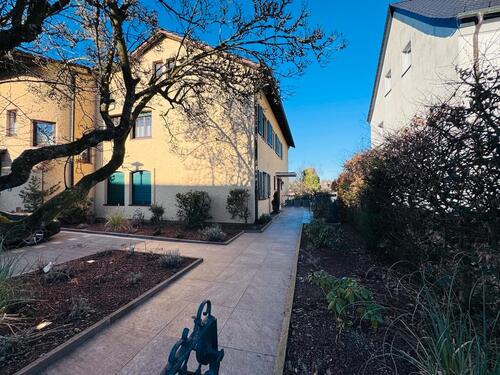 Foto - Frisch renovierte Souterrain-Anliegerwohnung 2-Zimmer
