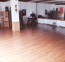 Trainingsraum im Zentralhof - 1.500,00 EUR Kaltmiete, in Karlsruhe (PLZ: 76133)