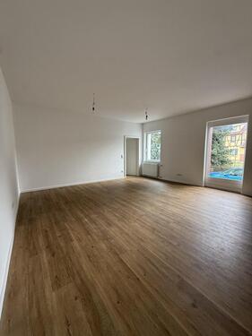 Foto - +++ Hell - Modern - Attraktiv!!! Kernsanierte 2-ZKB in Zentrumslage (Nähe Bahnhof) +++