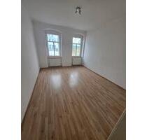 3-Zimmer-Wohnung mit sonnigem Balkon - Gera Debschwitz