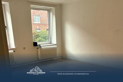 Foto - Helle 2-Zimmer Wohnung mit Badewanne in der Südstadt