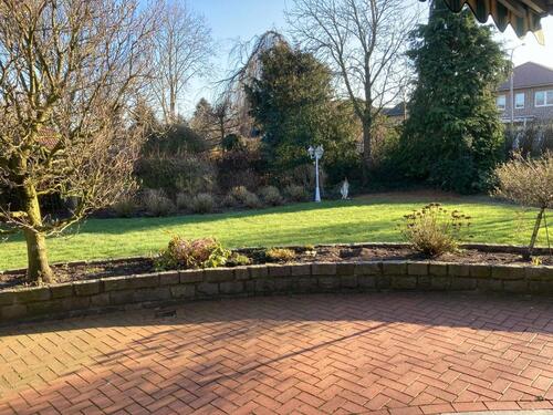 Foto - Helle, großzügige Erdgeschosswohnung mit Garten