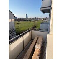 Erstbezug nach Sanierung, 2-Zimmer-Wohnung mit Balkon in Frankfurt am Main Oberrad
