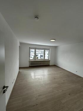 Foto - Helle 4-Zimmer-Wohnung mit Balkon und Keller in Baunatal
