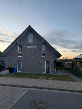 Foto - Moderne 4-Zimmer-Wohnung (2. Stock) mit Dachgeschoss