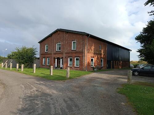 Foto - Resthof an der Eider mit Hauskoppel Werkstatt PV-Anlage
