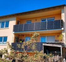 Großzügige 4-Zimmer-Wohnung mit Süd-Balkon, Einbauküche - Eichstätt