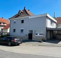 Großzügige 4-Zimmer-Wohnung mit Wintergarten, Garten & Stellplatz - Ahorn