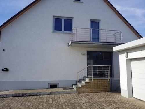 Foto - Großzügige und helle Dachgeschosswohnung zur Vermietung