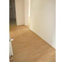! Köthen - schöne 3-Raum-Wohnung m. Wintergarten- AB SOFORT ! B46 - Köthen (Anhalt)