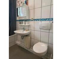 Möblierte, gemütliche Wohnung - 845,00&nbsp;EUR Kaltmiete, ca.&nbsp; 62,00&nbsp;m&sup2; in Solingen (PLZ: 42651)