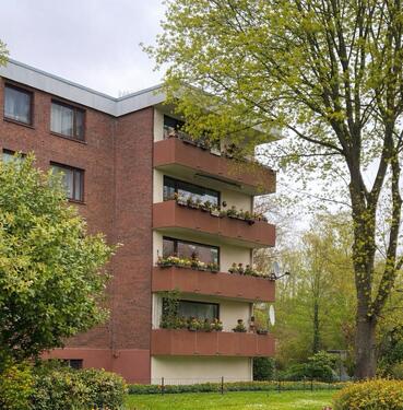Foto - Kernsanierte 3-Zimmer-Eigentumswohnung mit Süd-Balkon, Huchting