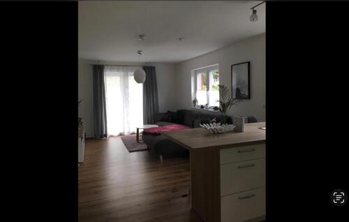 Foto - Neuwertige 3-Zimmerwohnung mit Balkon, Terrasse u. Garten PRIVAT!