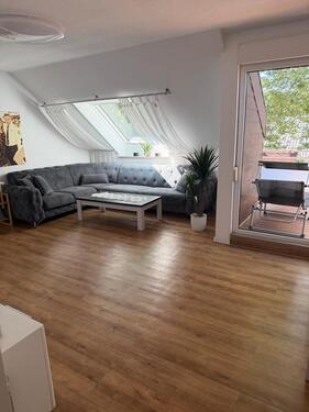 Foto - Maisonette Wohnung mit Balkon, Garage, Kamin und Fußbodenheizung