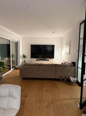 Foto - Stilvolle 96 qm Wohnung mit großem, eingezäunten Garten