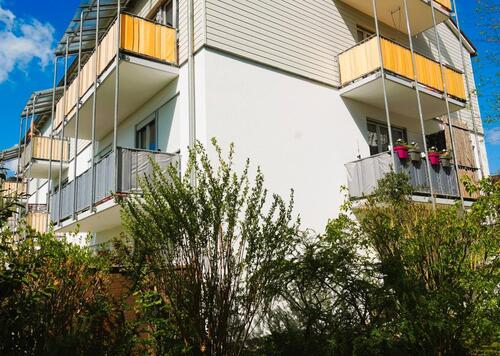 Foto - Gepflegte 3 Zimmerwohnung mit 2 großen Balkonen und Einzelgarage