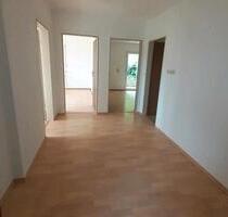 3-Zimmer-Wohnung - 795,00&nbsp;EUR Kaltmiete, ca.&nbsp; 78,00&nbsp;m&sup2; in Kitzingen (PLZ: 97318)