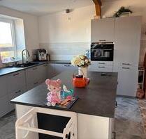 5 Raumwohnung Blankenburg - 1.200,00 EUR Kaltmiete, ca.  130,00 m² in Blankenburg (Harz) (PLZ: 38889)