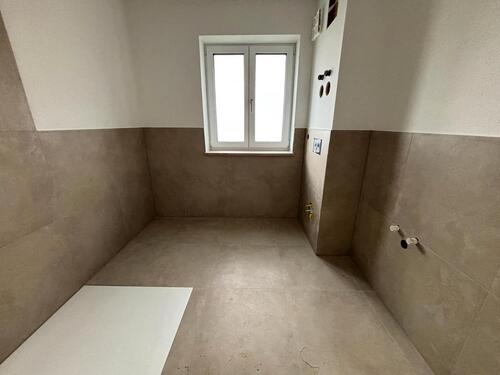 Foto - Erstbezug: Moderne 2,5-Zimmer-Wohnung mit Balkon in Pipinsried