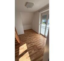 Kleines Büro mit Bad - 390,00&nbsp;EUR Kaltmiete, ca.&nbsp; 30,00&nbsp;m&sup2; in Diedorf (PLZ: 86420)