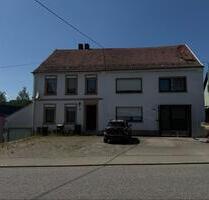 2 Doppelhaus-Hälften 1 Preis 3 Wohnungen in Urweiler - Sankt Wendel