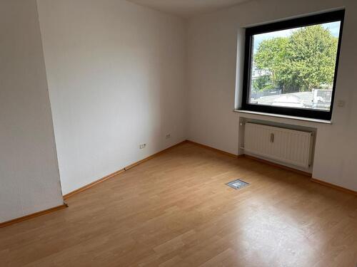 Foto - DürenGürzenischBalkon mit Keller