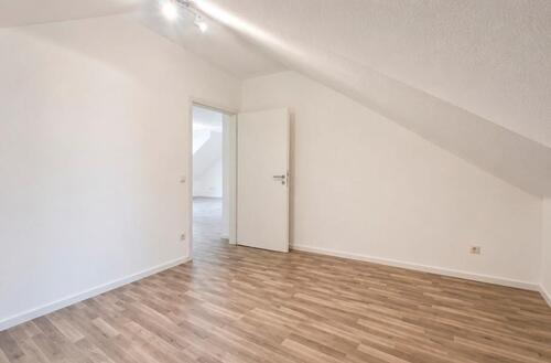 Foto - Dachgeschoßwohnung in Wiesloch zur Miete