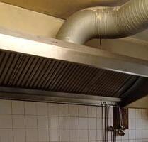 Eck-Restaurant zur Pacht in Berlin Tempelhof mit einer großzügigen Fläche