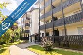 Foto - Ruhige, sonnige Lage 2-Zimmer-Wohnung mit großzügigem Wohnzimmer, Balkon und Wannenbad