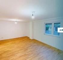 ERSTBEZUG NACH SANIERUNG: Weitläufige 3-Zimmer-Wohnung mit großem Tageslichtbad - Ingolstadt Nordost ERSTBEZUG NACH SANIERUNG: Weitläufige 3-Zimmer-Wohnung mit großem Tageslichtbad - Ingolstadt Nordost