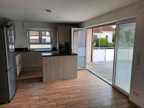 Foto - Schön geschnittene, vollklimatisierte und helle 3 12 Zi-Whg