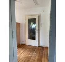 ruhige 2 Zimmer Küche Bad in Völklingen Alleestraße