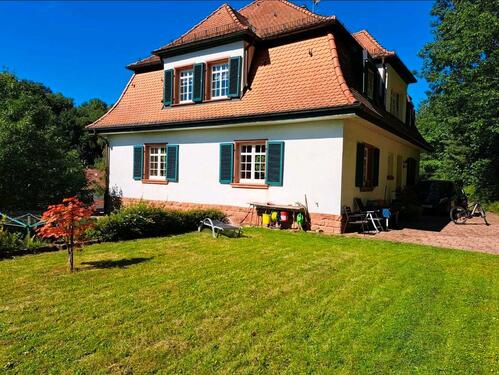 Foto - Wohnen im Grünen - Villa direkt am Waldrand