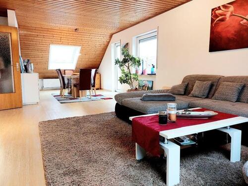 Foto - Helle 3 ZKB-Wohnung in bester Lage von Dudenhofen mit offenem Essbereich, Badewanne und Süd-Balkon