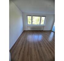 Helles 4-Zimmer-Apartment mit Balkon in Duisburg