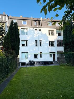 Foto - Mehrfamilienhaus mit 5 Wohneinheiten und Garten