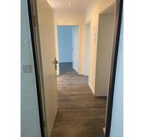 3 Zimmer Wohnung am U Rudow - 1.450,00&nbsp;EUR Kaltmiete, ca.&nbsp; 74,00&nbsp;m&sup2; in Berlin (PLZ: 12355) Neukölln