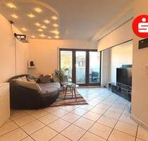 Charmante Maisonette-Dachgeschosswohnung mit 3,5 Zimmern und Süd-Balkon - Nürnberg Rabus