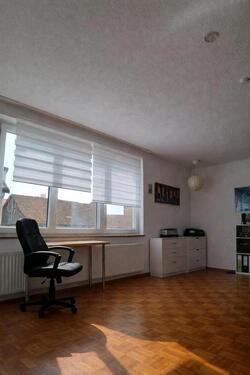 Foto - Wohnung zum 1.7..2026 - 730,00&nbsp;EUR Kaltmiete, ca.&nbsp; 100,00&nbsp;m&sup2;