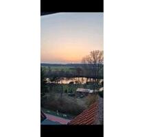 Helle 2-Zimmer-Dachgeschosswohnung mit Ausblick ins Grüne - Erlangen Bruck
