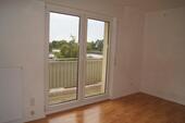 Foto - Schön geschnittene 3-Zimmer-Wohnung mit Mainblick in Gustavsburg