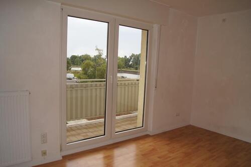 Foto - Schön geschnittene 3-Zimmer-Wohnung mit Mainblick in Gustavsburg