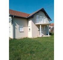 Vermiete Haus in Montenegro - 350,00&nbsp;EUR Kaltmiete, ca.&nbsp; 200,00&nbsp;m&sup2; in Arnsberg (PLZ: 59755) Rusch