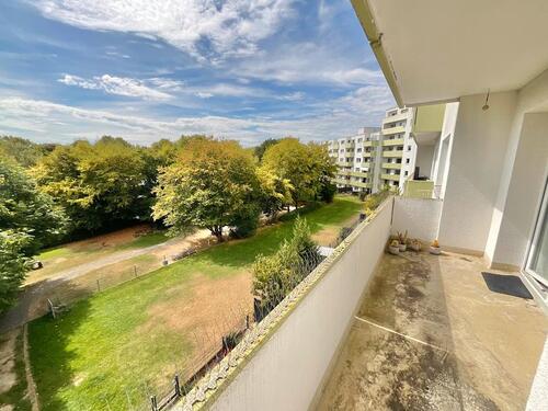 Foto - Schöne 3 Zimmerwohnung mit Einbauküche und Balkon