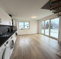 Geräumige und helle 5-Zimmer-Maisonette-Wohnung mit Balkon und Stellplatz - Stuttgart Birkach